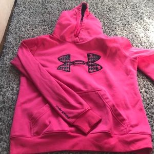 Pink under armour sweatshirt